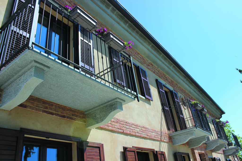 Alta Villa The Countryhouse Adults Only Boutique Bnb Vigliano d'Asti Exterior photo